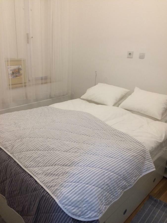 Very Close Studio Apartment Zagreb Exterior foto